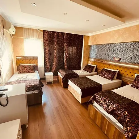 Meta Hotel 2*