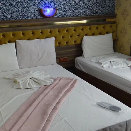 Meta Hotel 2*