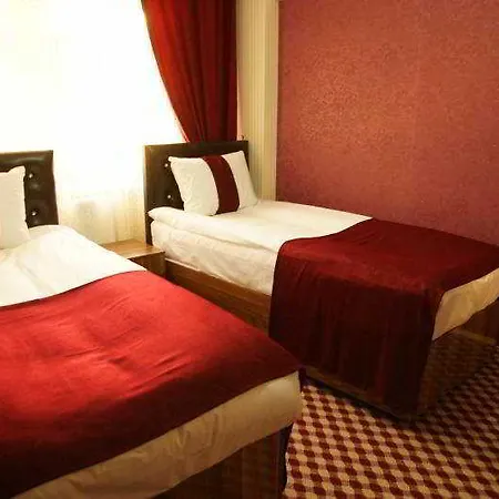 Meta Hotel 2*