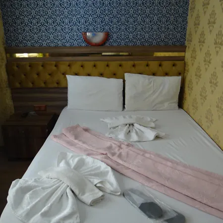 Meta Hotel